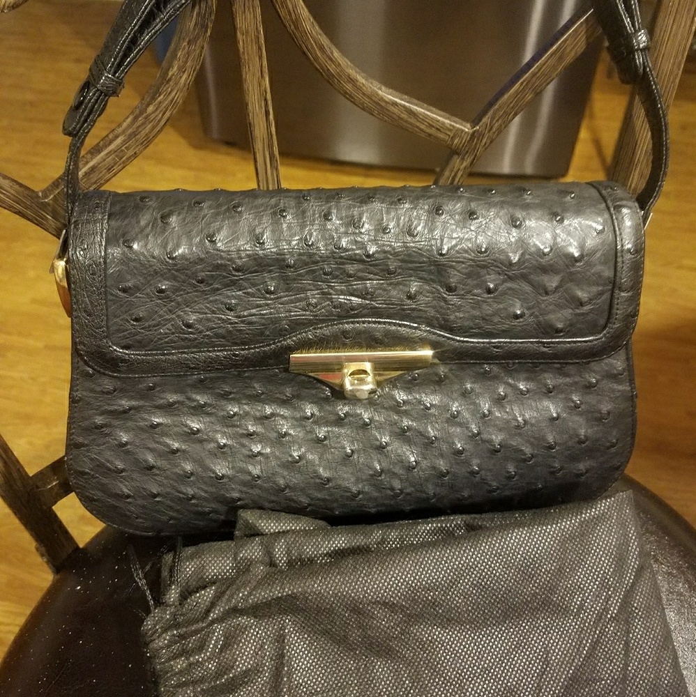 Genuine Ostrich shoulder/handbag bag.